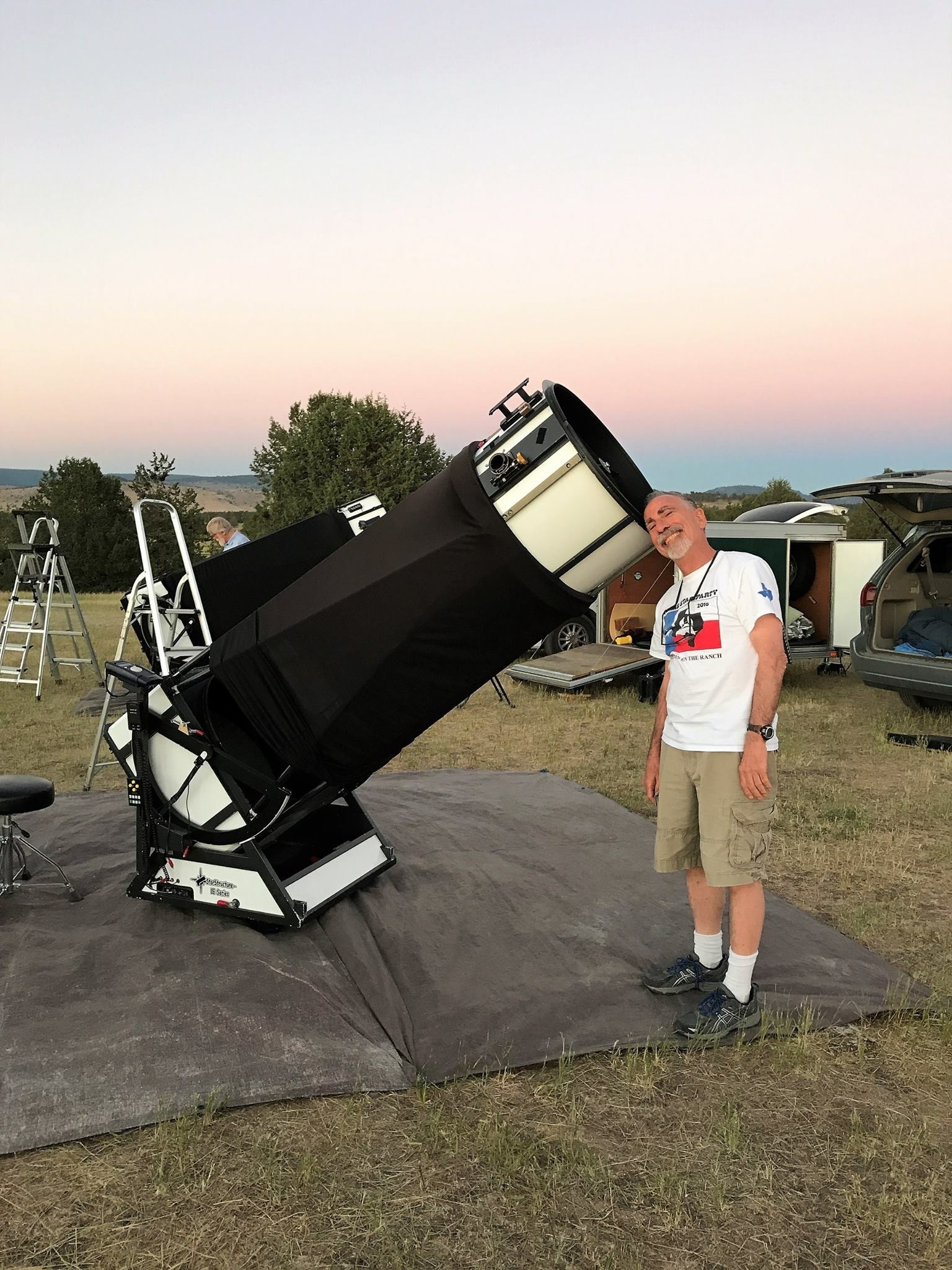 Steve Gottlieb at the telescope